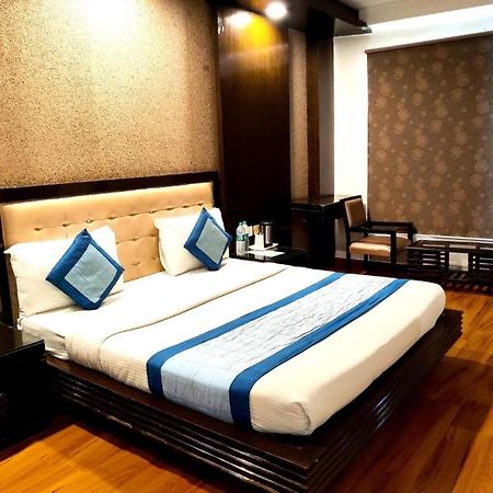 Hotel Delhi Pride, Karol Bagh Exterior foto